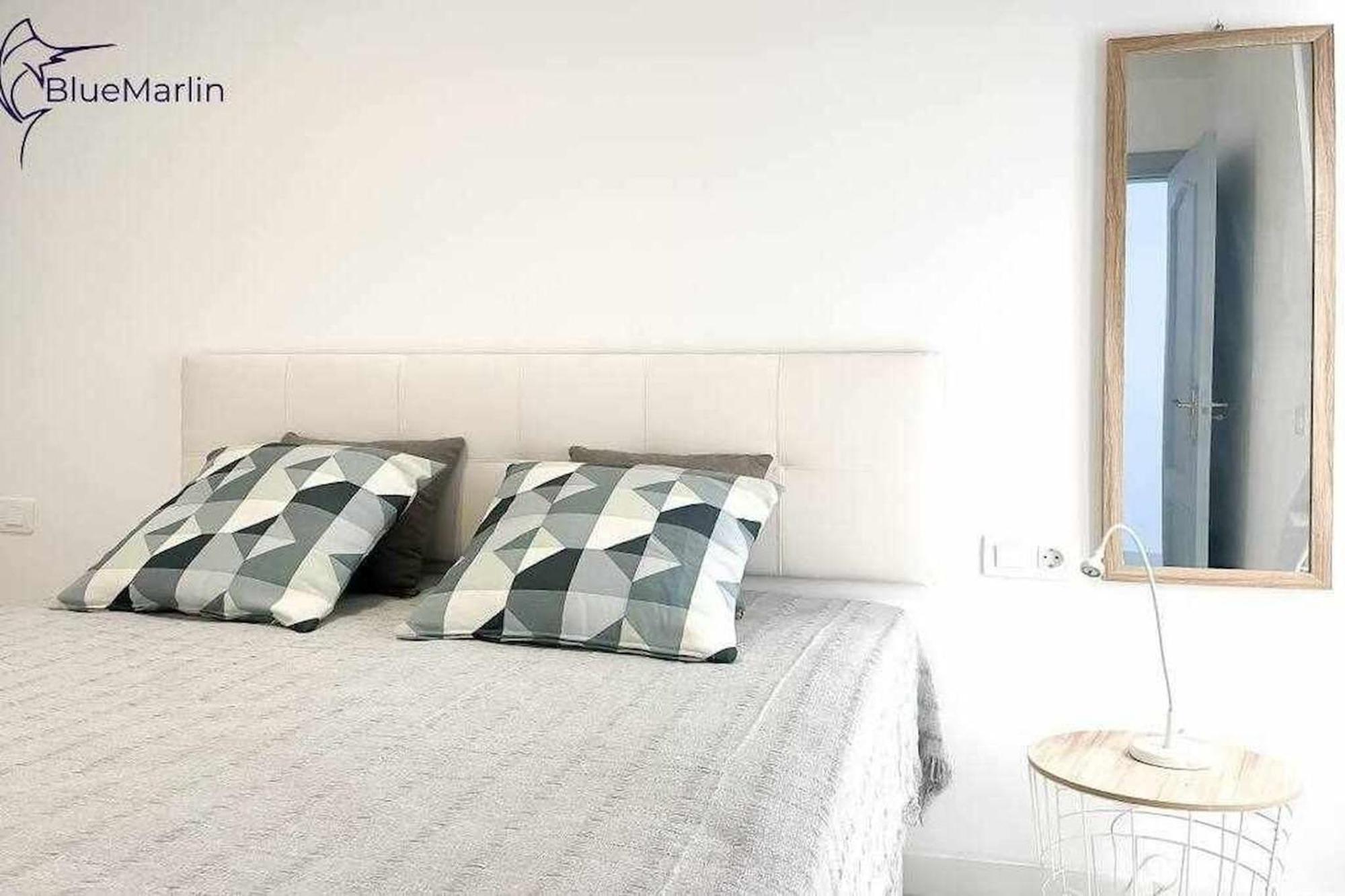 Апартаменты B-Rent Bluemarlin Boutique Sea View Коральео Экстерьер фото